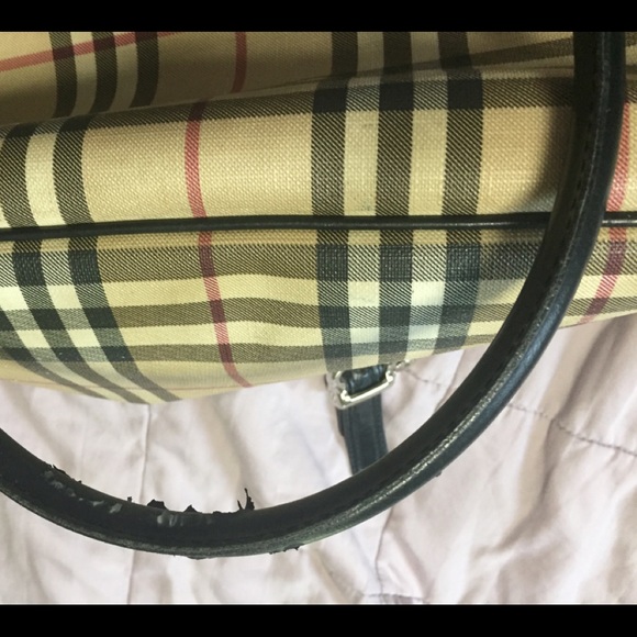 Burberry tote - Picture 8 of 16